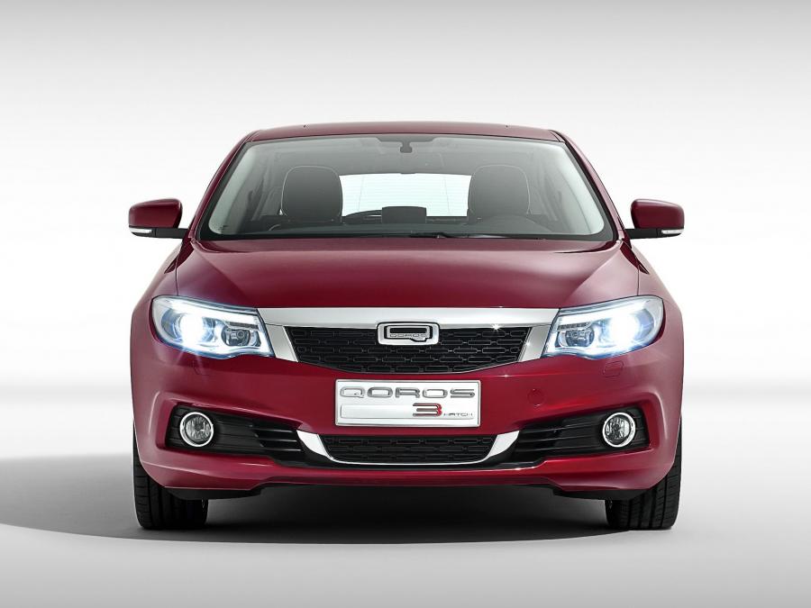  Qoros 3 Hatch 2014 года  (фото 15 из 17)